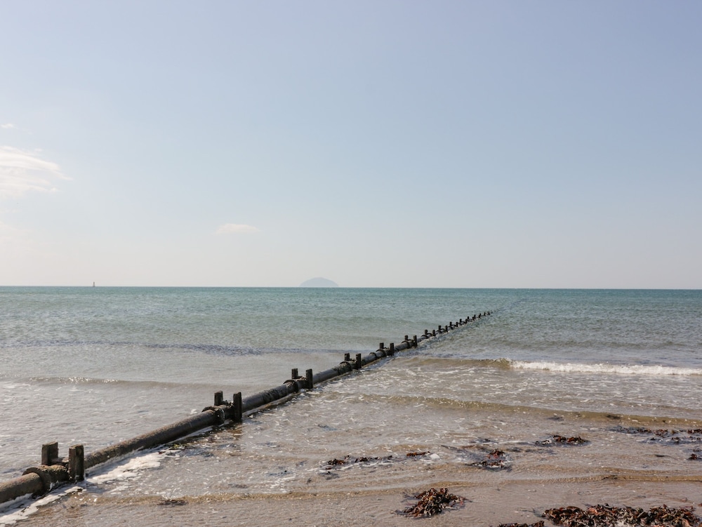 Ailsa Shores