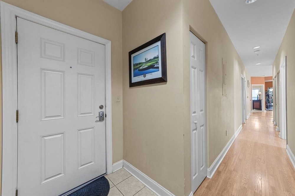 World Tour 104-206a 3 Bedroom Condo
