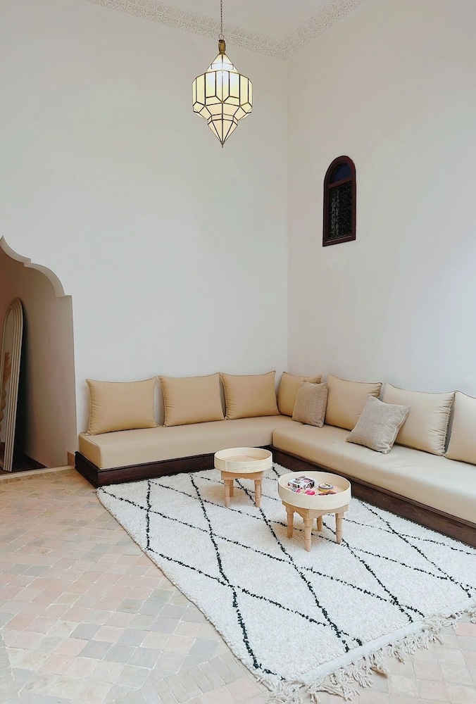 Riad Solila