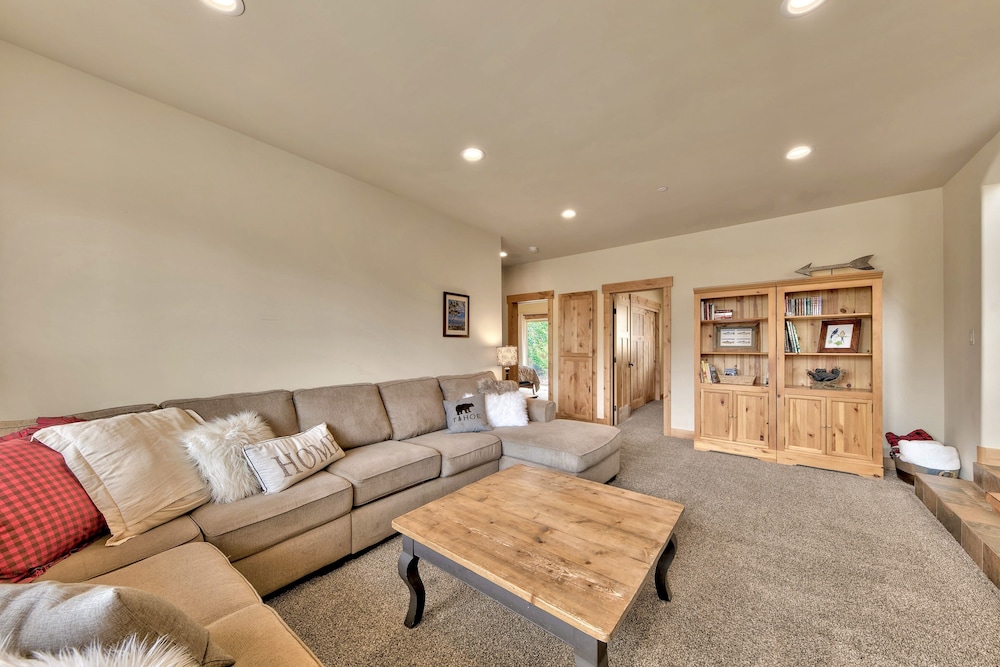 1376md Angora View 4 Bedroom Home