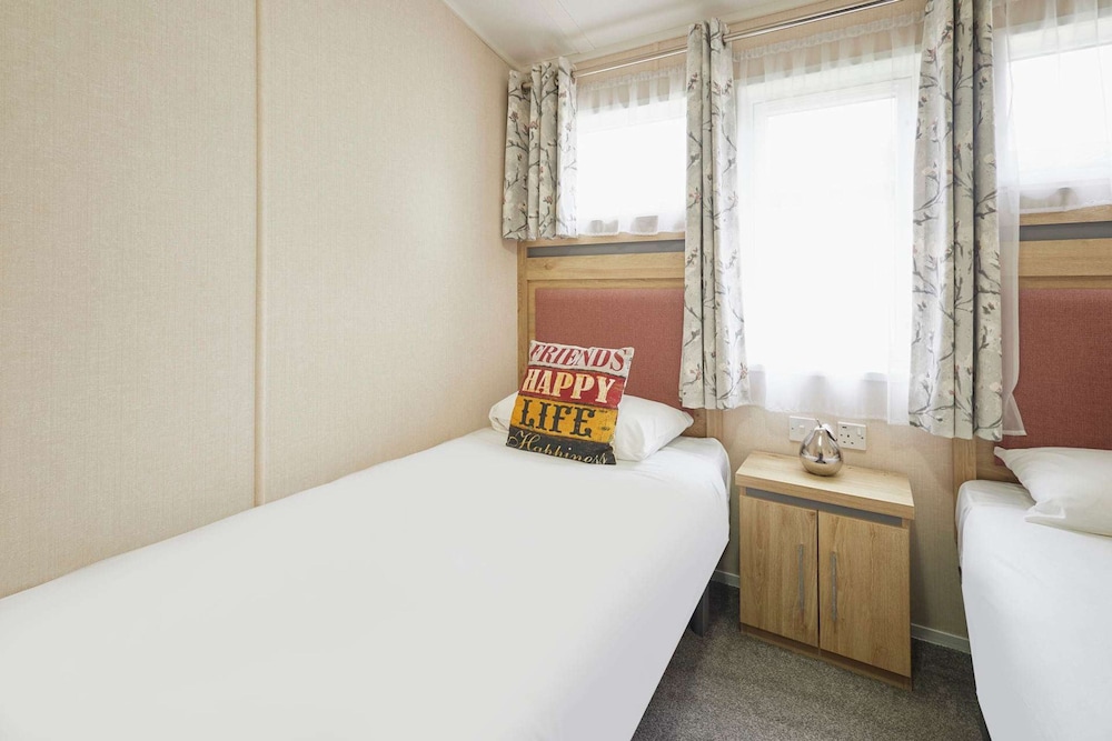 Host Stay Bluebell Lodge