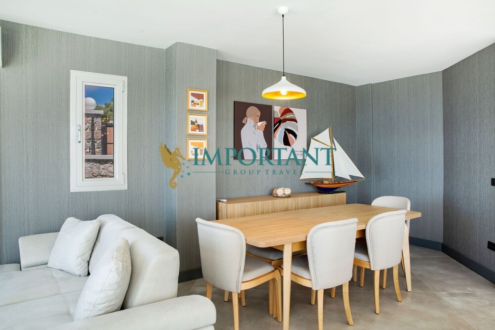 İmportantTravel BD4123 5Bedroomed Villa