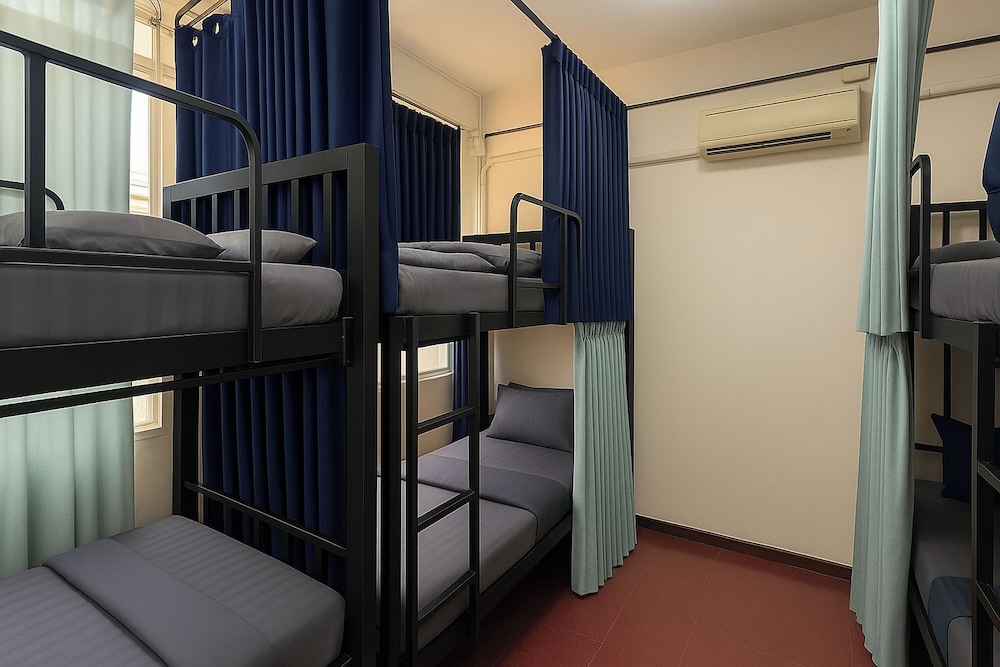 Indian Bites Hostel