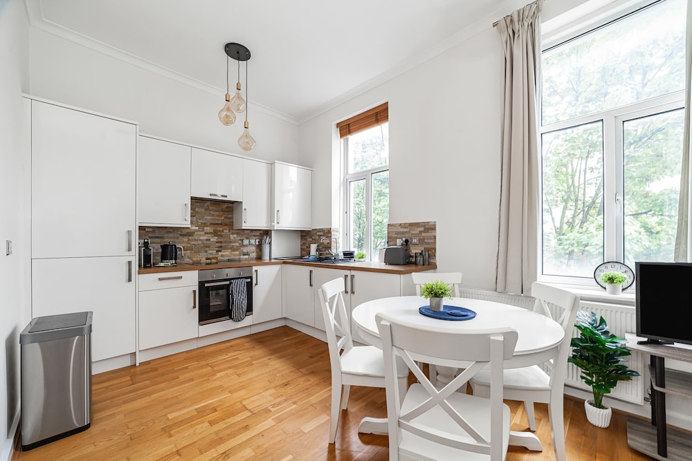 Period Flat in Islington With Modern Charm