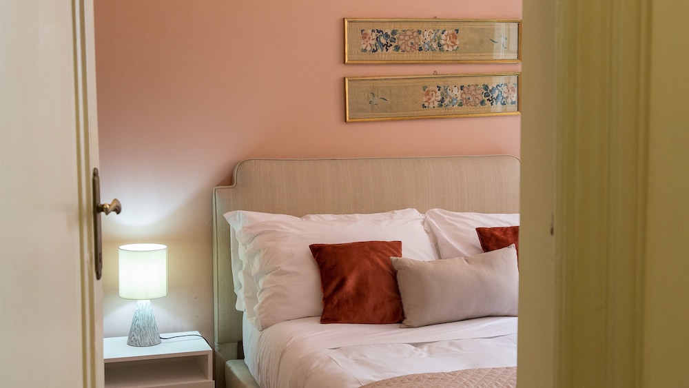 Rental in Rome Augustus Terrace Deluxe