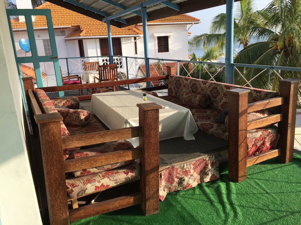 Al Bahr Hotel & Restaurant