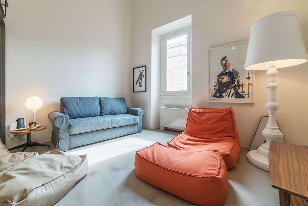San Teodoro Modern Loft