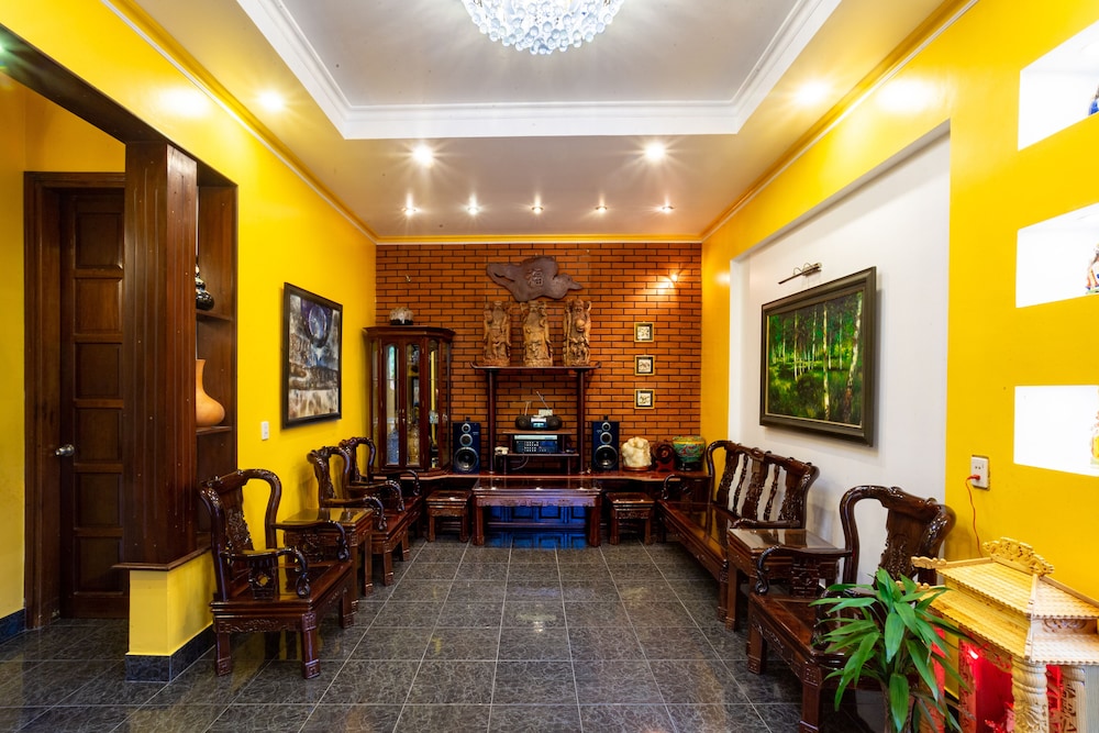 Dinh Villa view 2