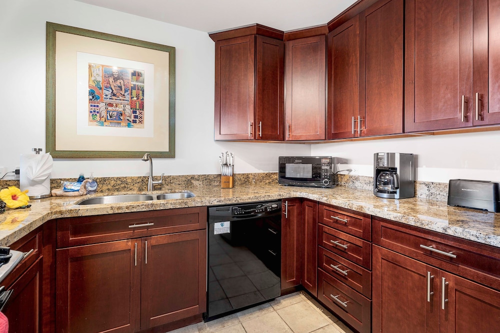 AC - Beautifully Updated - Ocean Views - Vrkcv