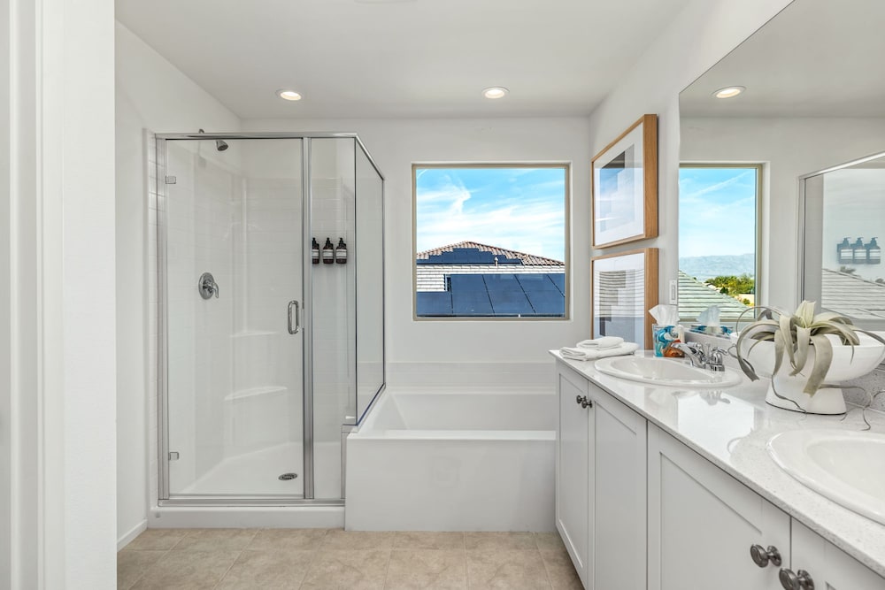 5br Family Home in Coachella Valley