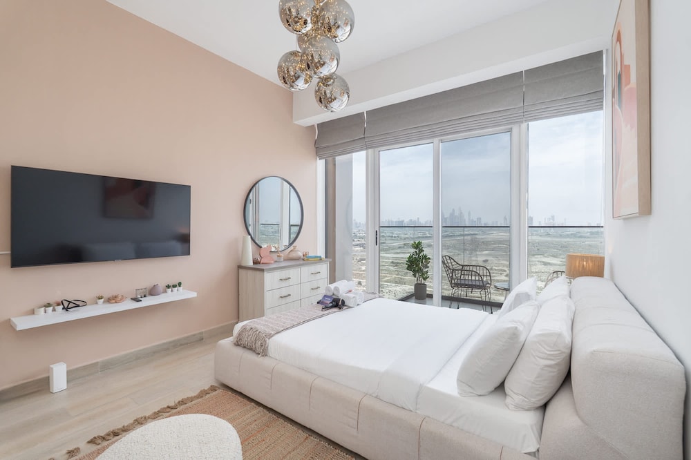 An Exceptional Studio in JVC That Sleeps 2