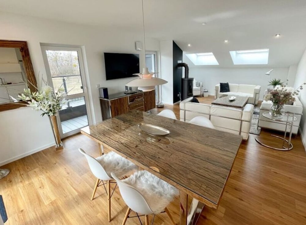 "penthouse Apartment on the Water" view 5