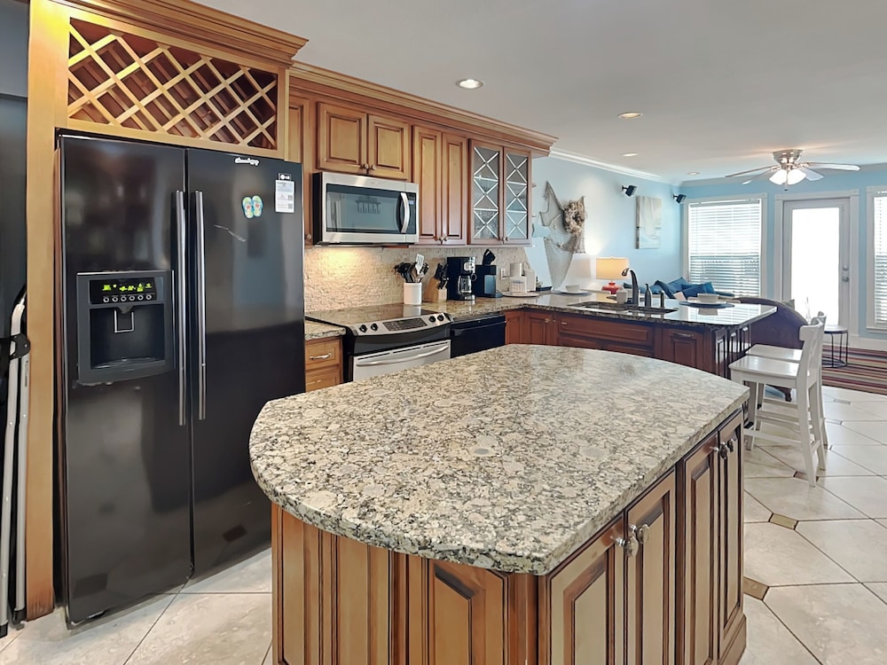 Seascape 2112-Dolphin Lair by Ryson Vacation Rentals