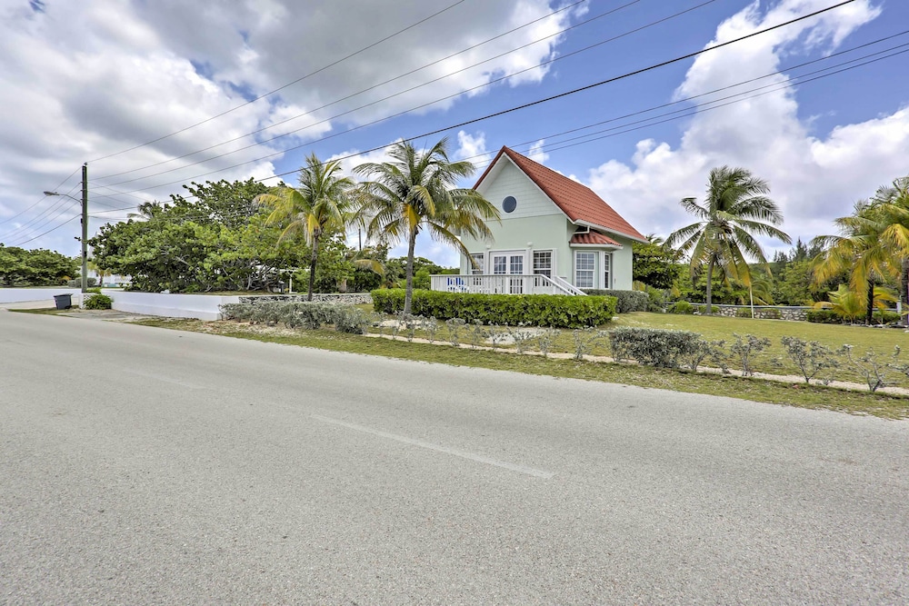 Lovely 'sea Dreams Villa' w/ Private Beach & Deck! - Photo 10