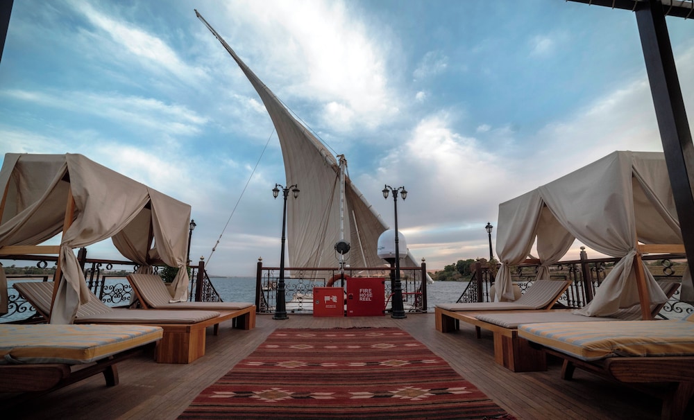 Sonesta Dahabeya Amirat I - Nile Cruise Ship - 7 nights from Luxor every Saturday
