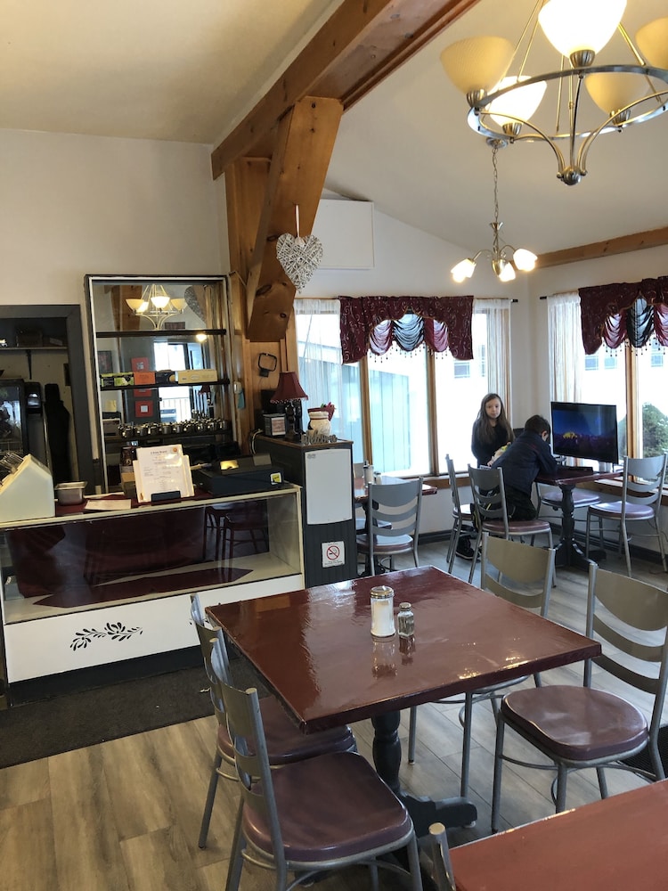 Travellers Motel - New Wing