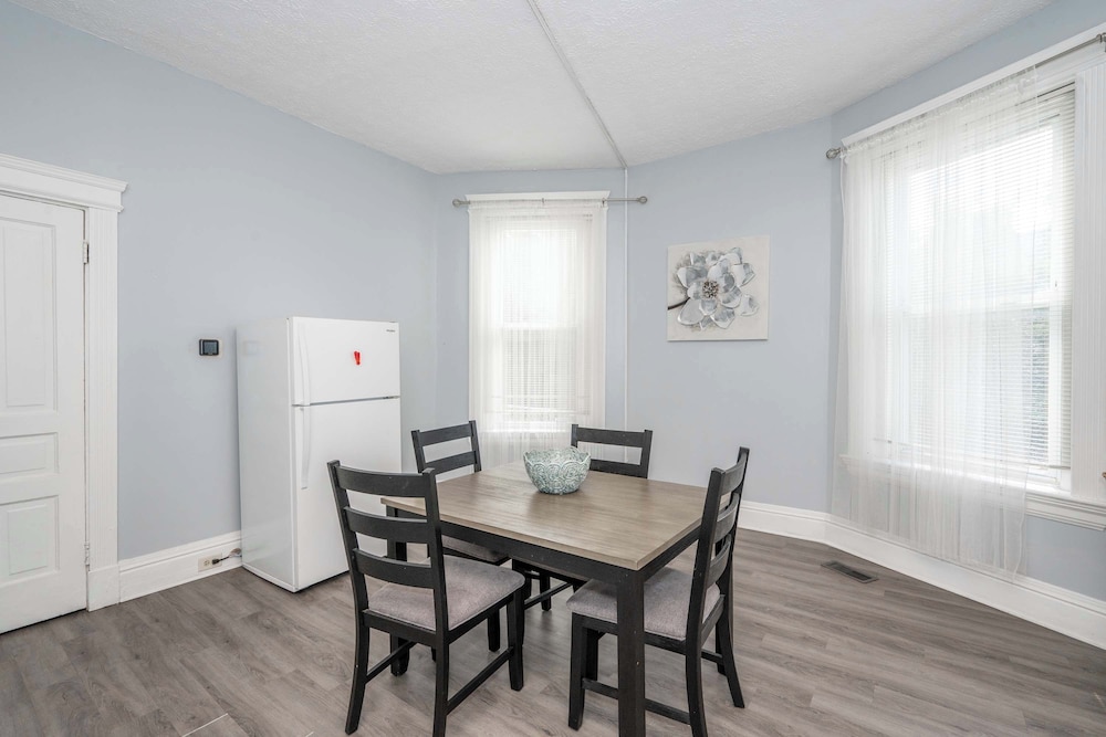 Queen City Suites For 7