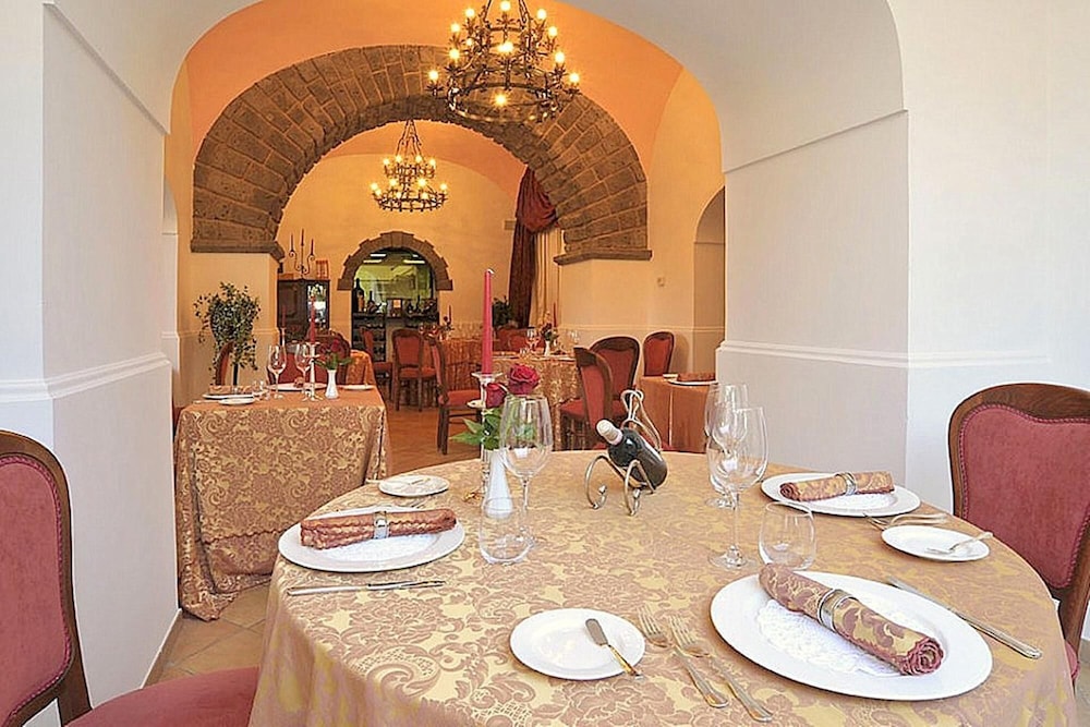 Villa Jasmine in Sant Agata sui Due Golfi view 4