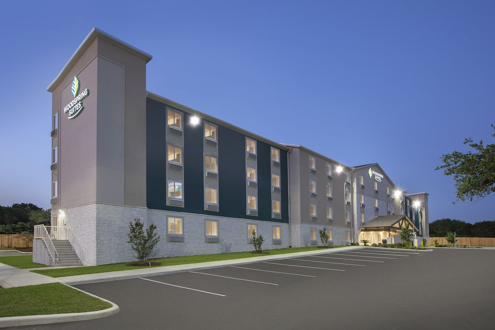 WoodSpring Suites San Antonio Stone Oak