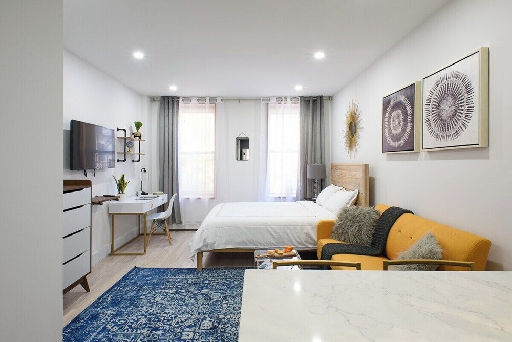 1597 New York Apt