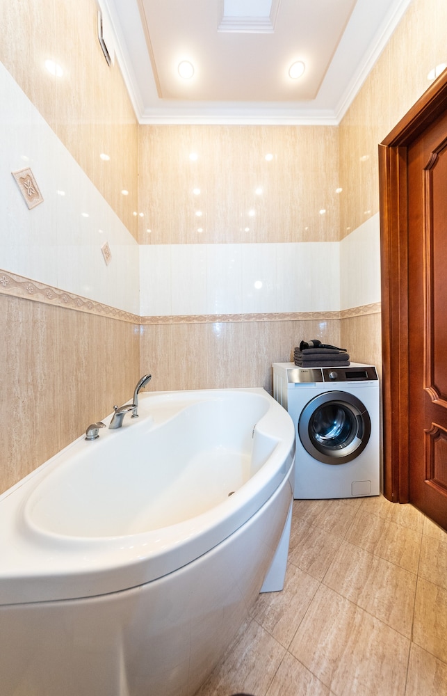 Kyiv Apartments