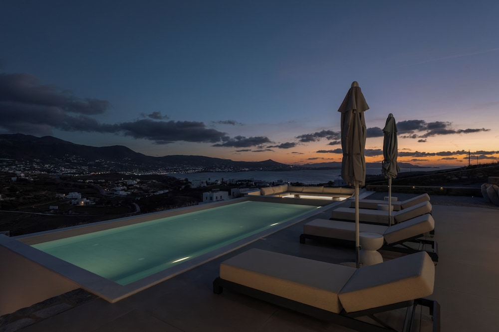 AVERA VILLAS