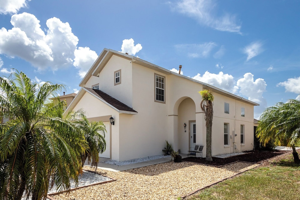 Hotel Santa Cruz Retreat - Image 1