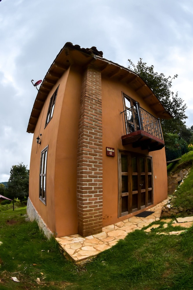 Cabañas y Suites Sergia Torres