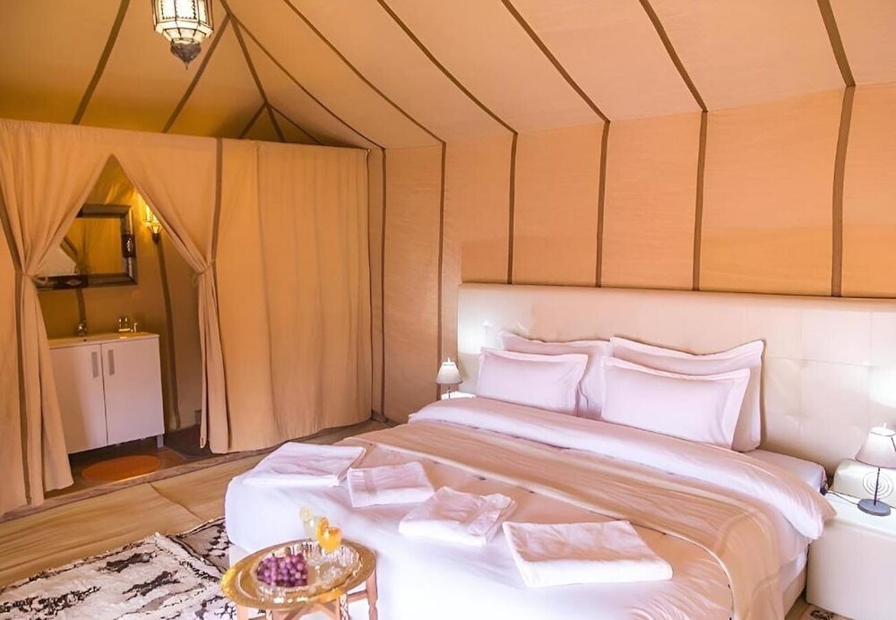 Lantern Luxury Camp