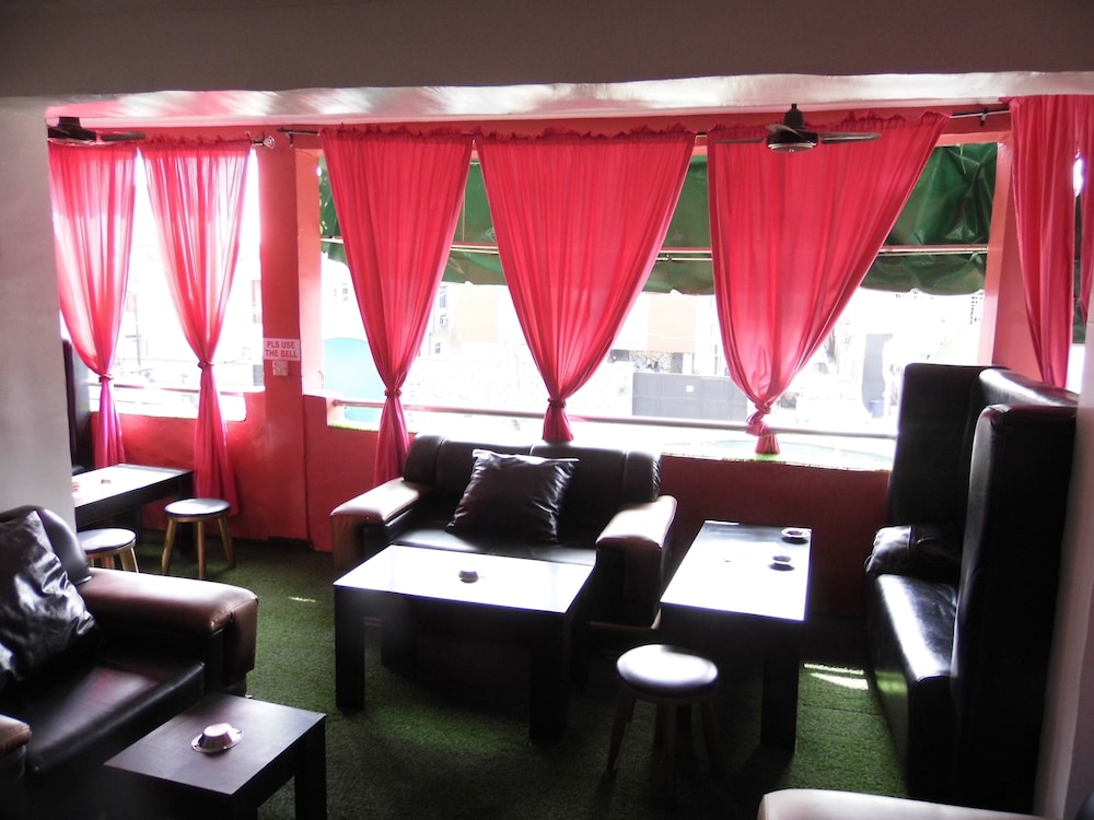 Legendary Inn & Lounge