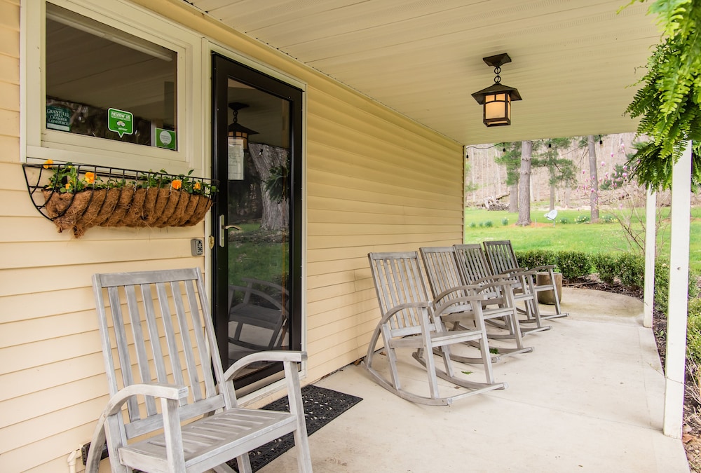 The Broadway Guest House