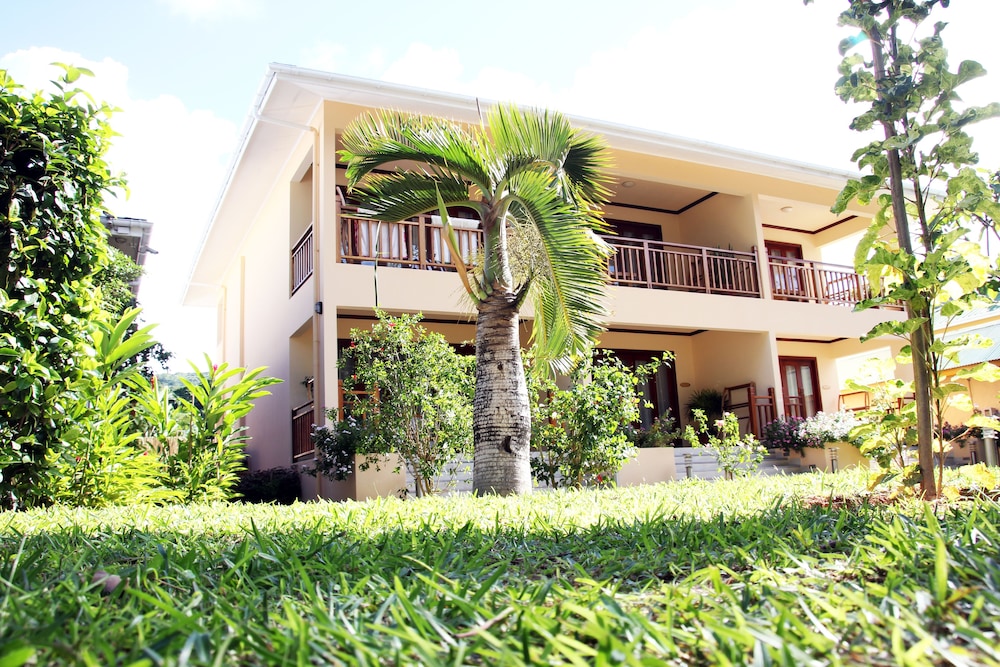 Hotel Pirogue Lodge - Image 1