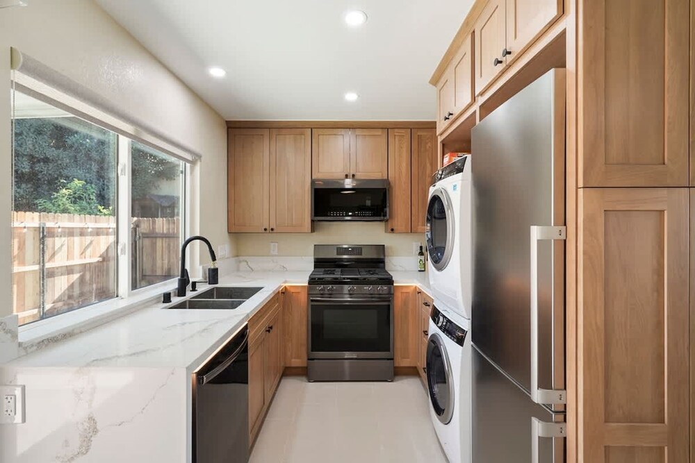 Urban Oasis - Just Remodeled
