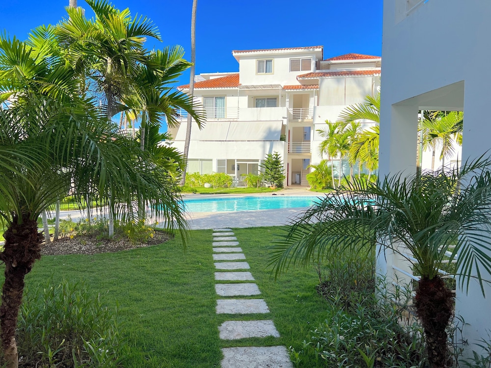 TROPICAL VILLAS playa LOS CORALES