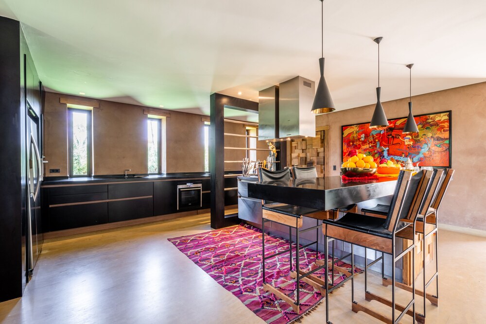 Uptown Park Suites Tower 1