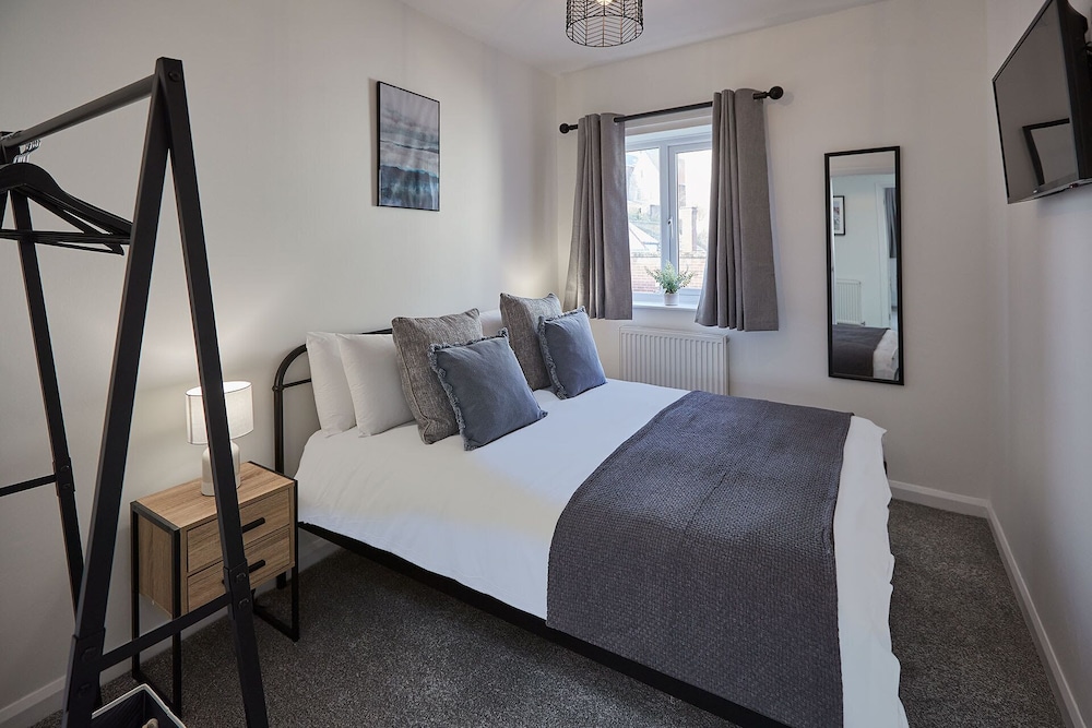 Host Stay Endeavour II view 3