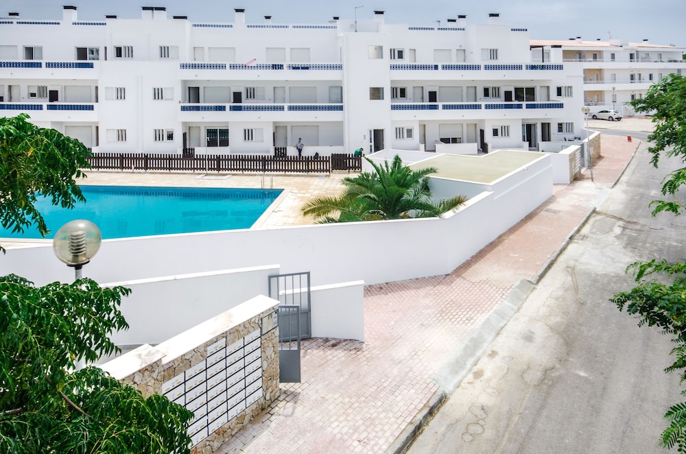 Santa Luzia Residence by MarsAlgarve
