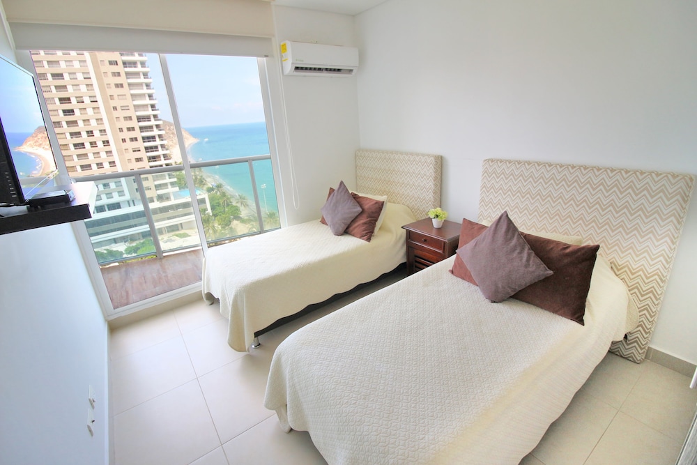 Apartamentos SOHO Elite - Frente al Mar