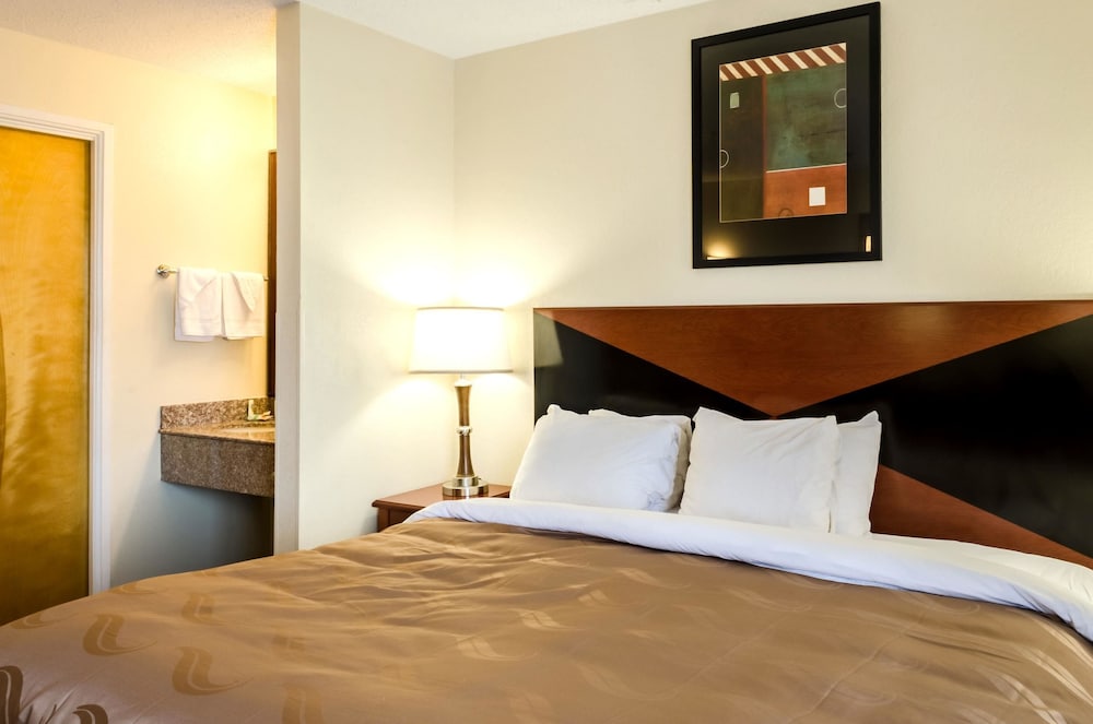 Meridian Vacations - Quality Inn Meridian - Property Image 18