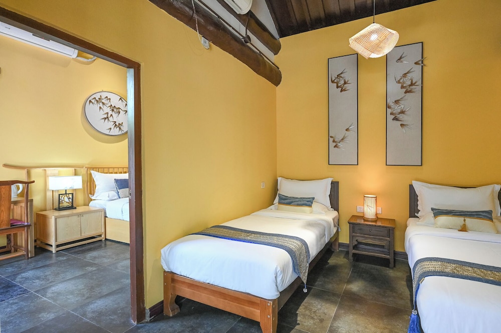 Junhefu Courtyard Hotel