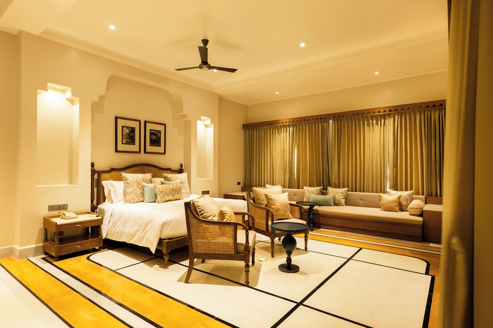 DEV BAGH LUXURIOUS PRIVATE SUITES