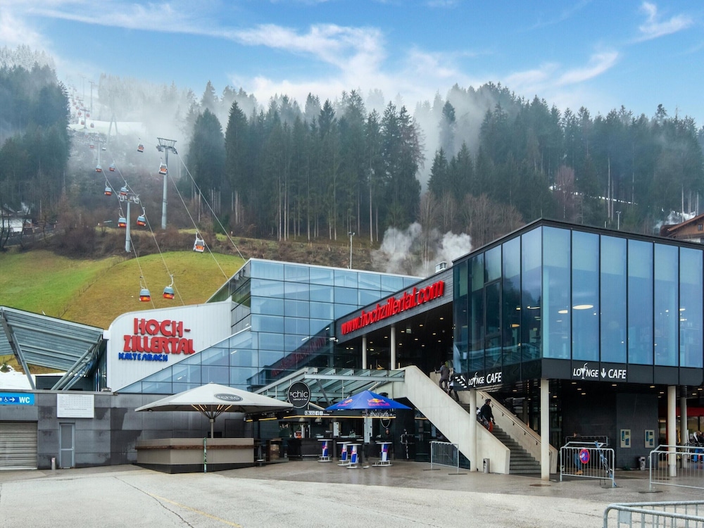 Chalet in Kaltenbach Near Ski Lift