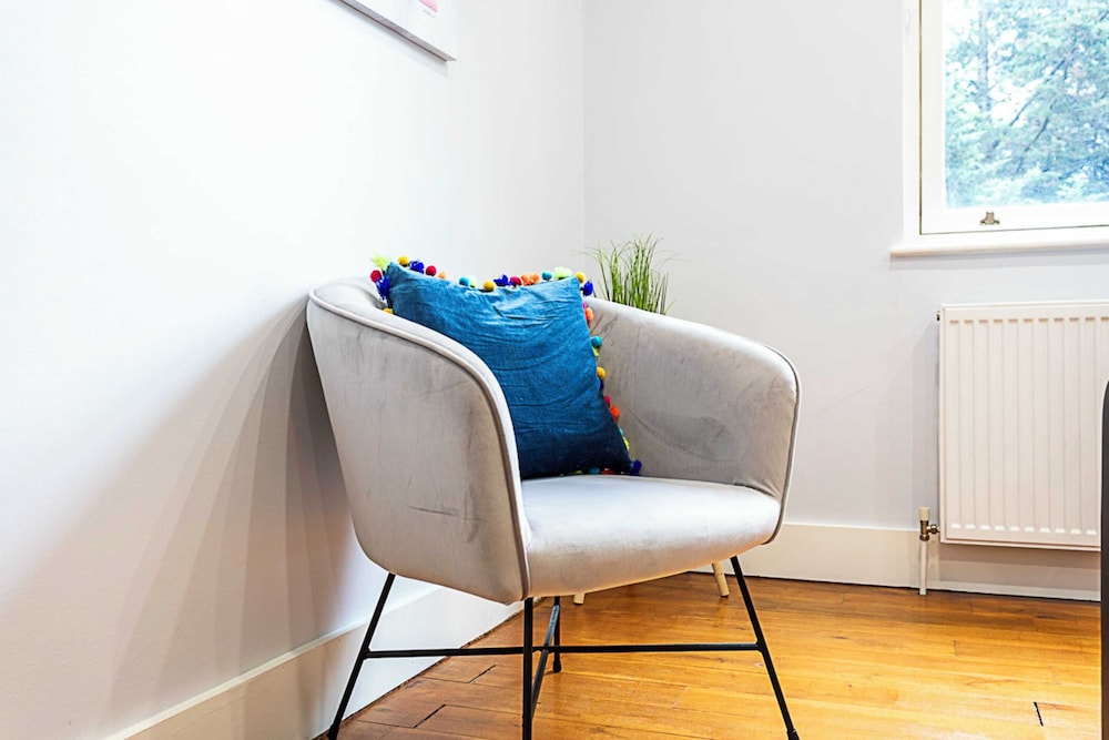 Modern Clapham Apartment