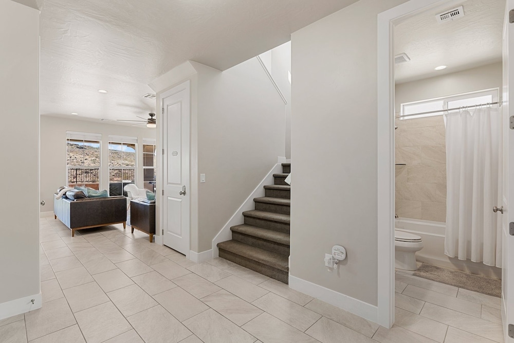 Forever Summer 5 Bedroom Townhouse