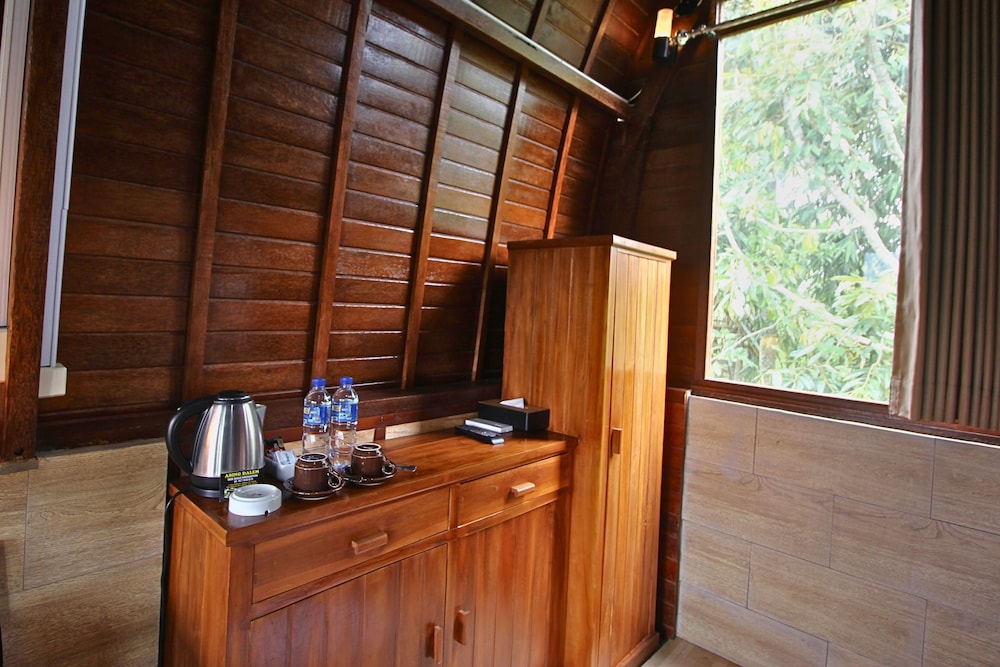 Four Mountains Villa Bedugul