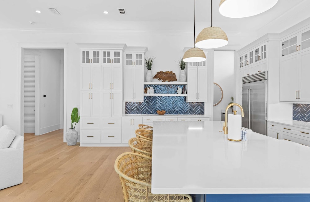 Sleeps 24 Beach Retreat w/ Pool, Rooftop Deck, Steps to Inlet Beach & Near Rosemary, Alys, Seacrest Dining & Shops The Palm 30A by Avantstay