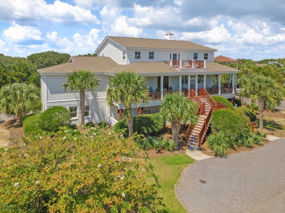 Celebrate The Beauty Of The Beach In This Luxurious Second Row Home 7 Bedroom Home by RedAwning