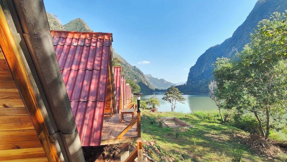 Papaya Resort Nong Khiaw