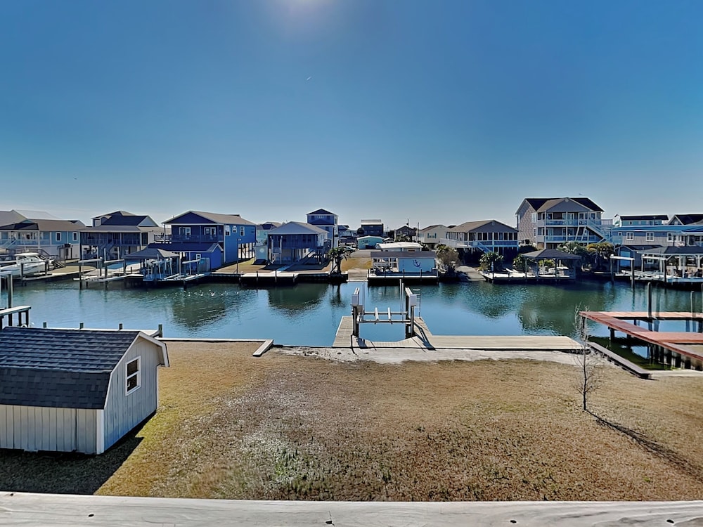 Perfectly Seasun'd by Topsail Realty