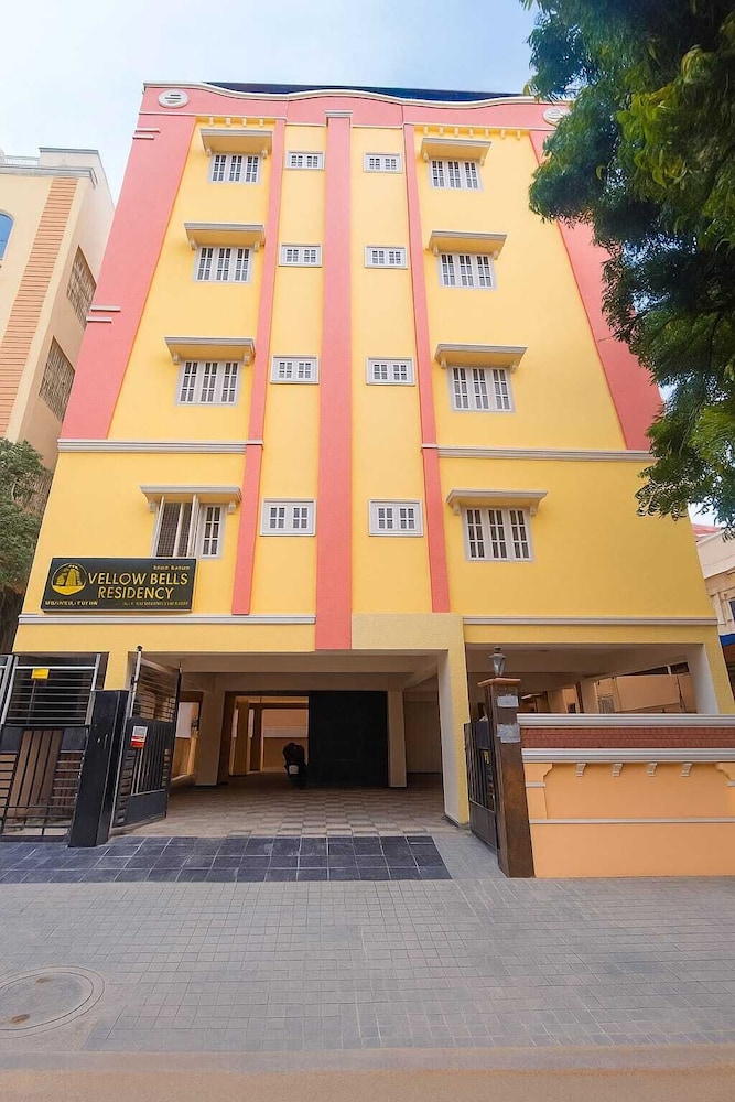 Yellow Bells Residency (Serviced Apartments)